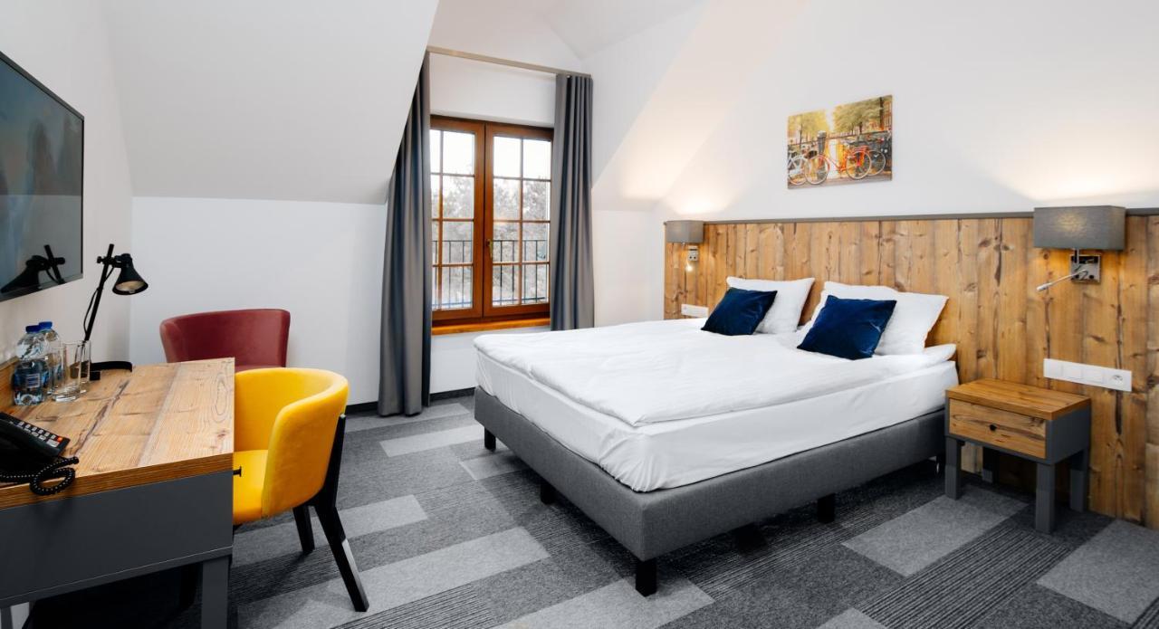 Hotel Nowa Holandia Эльблонг Экстерьер фото