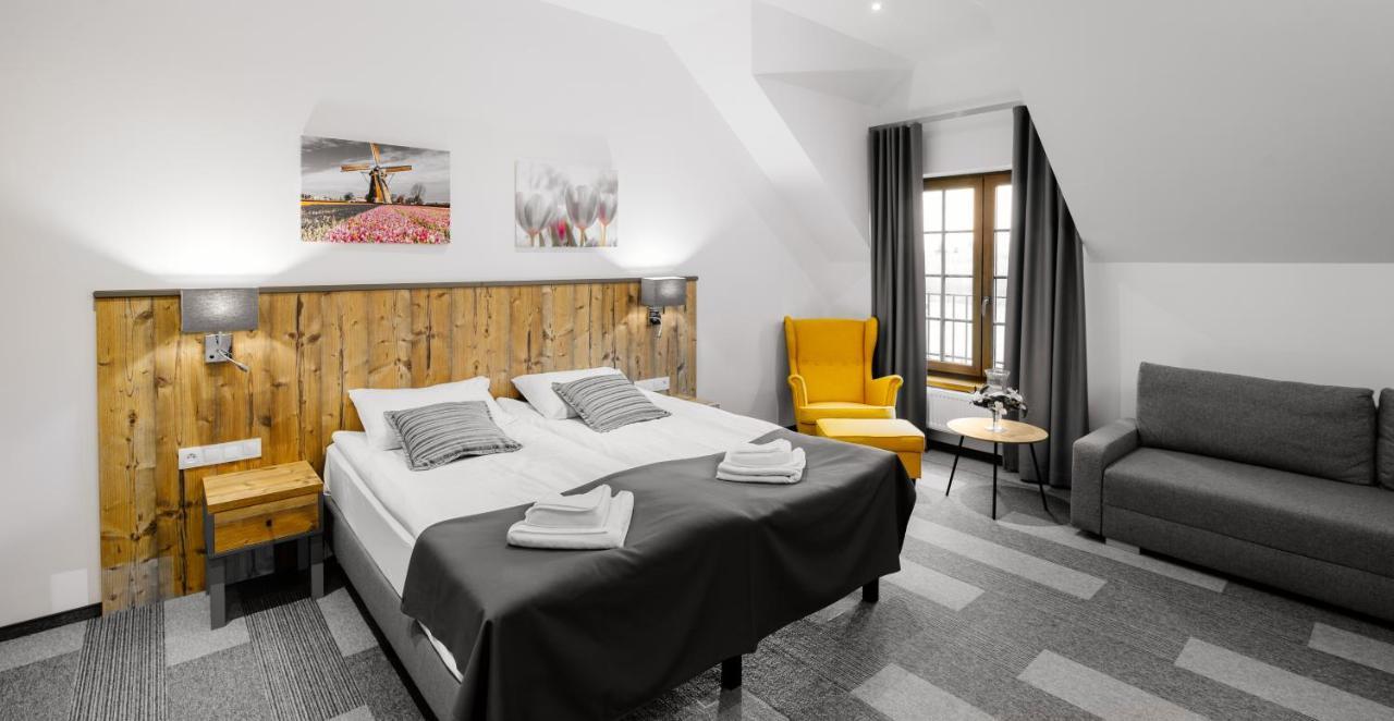 Hotel Nowa Holandia Эльблонг Экстерьер фото